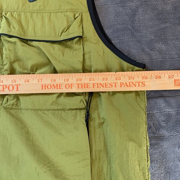 NWT Nike Vest Men’s Size XL Olive Green Tech Woven Utility Nylon Full Zip - Picture 12 of 14